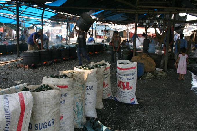 image Sacos de mejillones, Jakarta, Indonesia