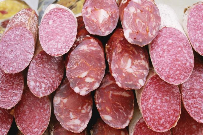 image Salchichón y chorizo