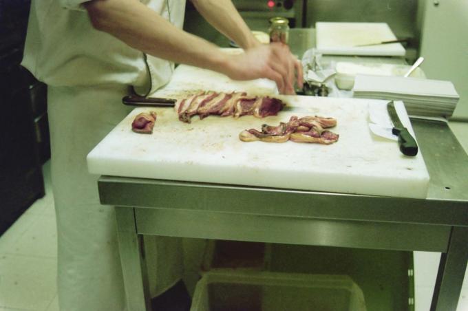 image Preparando solomillo para rosbif