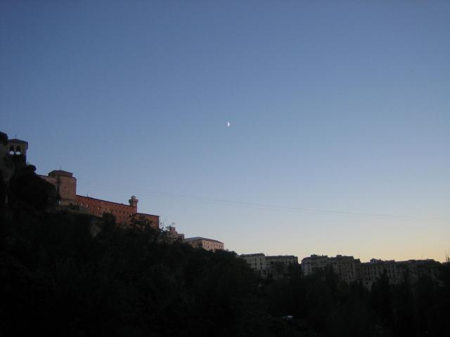 image Edificios al anochecer, Cuenca