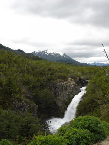 image Cascada en la provincia de Rio Negro, Patagonia Andalina, Argentina