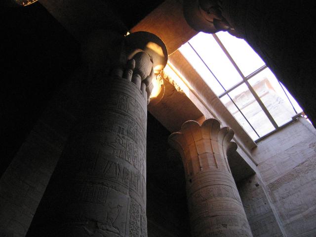 image Capiteles del Templo de Isis, Philae, Egipto