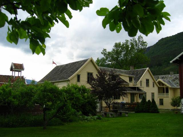 image Hotel Walaker, en Solvorn, Noruega