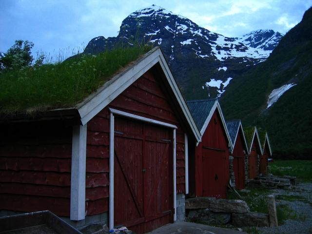 image Aldea de Oye, junto al Nabofjord, Noruega