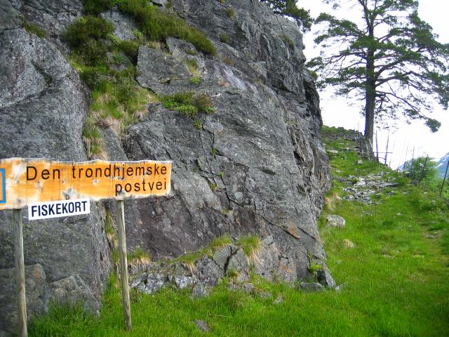 image El antiguo camino postal a Trondheim, a través de las montañas, Noruega