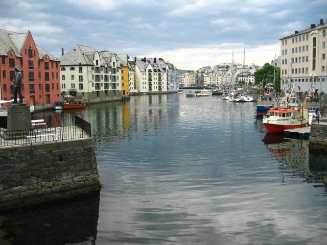 image Aalesund, la capital del bacalao, Noruega