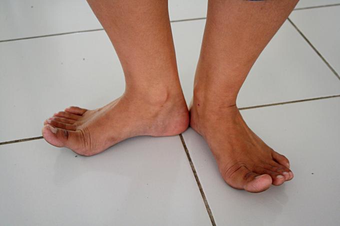 image Postura de pies del baile javanés, Java, Indonesia