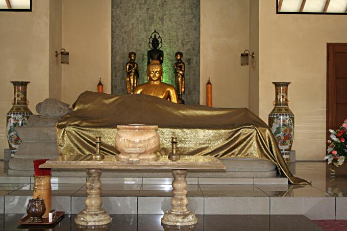 image Templo moderno budista, Templo Borobudur de Jogyakarta, Indonesia