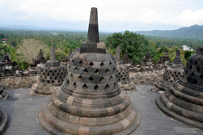 image Estupas, Templo Borobudur de Jogyakarta, Indonesia