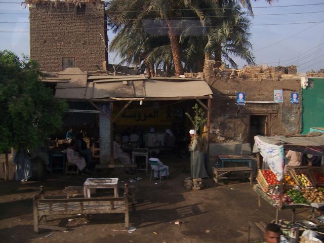 image Mercado en Esna, Egipto
