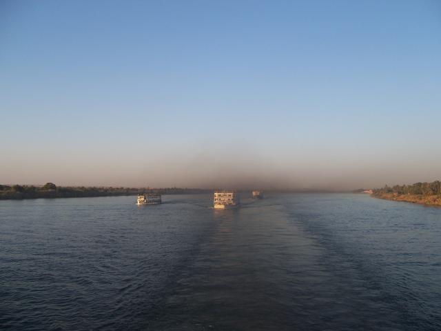 image Barcos surcando el Nilo, Egipto