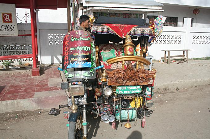 image No se olvida el Tsunami, Banda Aech, Sumatra, Indonesia