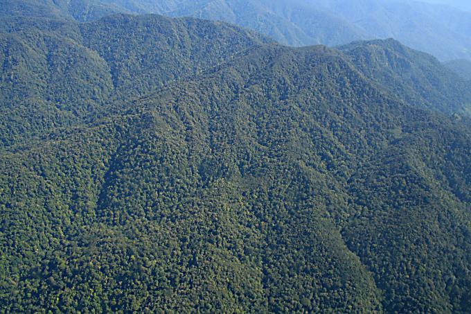 image Montañas de Melaboh, Sumatra, Indonesia