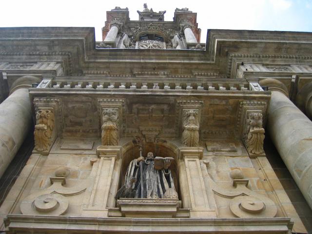 image Iglesia y Colegio de San Martiño Pinario, en Santiago