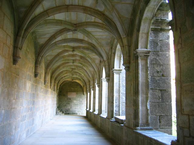 image Claustro del Monasterio de Armenteira, Pontevedra