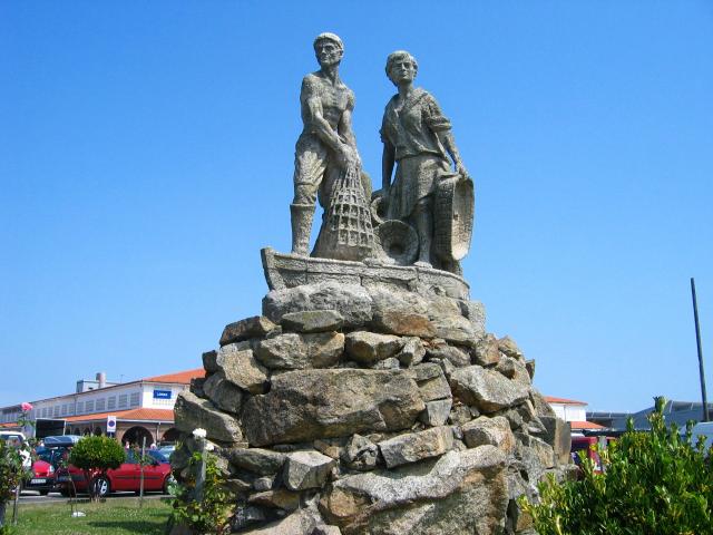 image Monumento al pescador en O Grove, Pontevedra