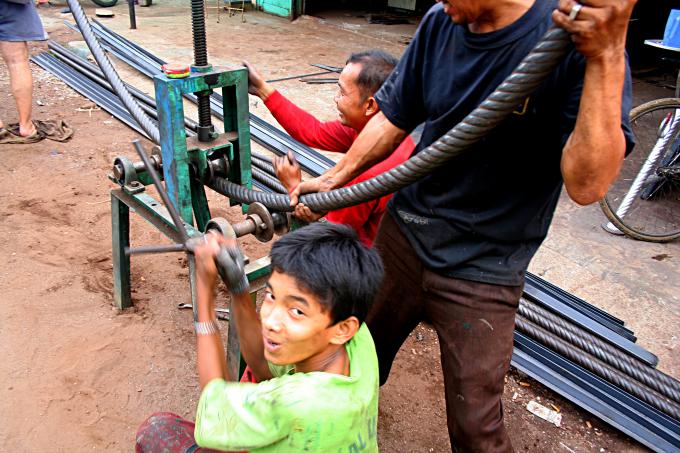 image Trabajando en la calle en Medam, Sumatra, Indonesia