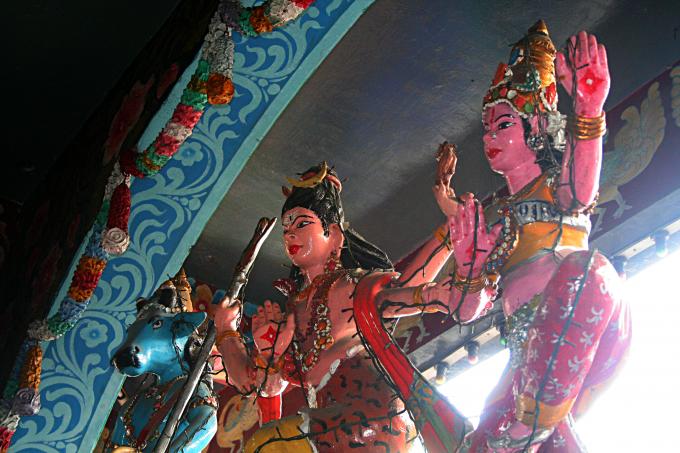 image Detalle decoración, Templo Hindú de Medam, Sumatra, Indonesia