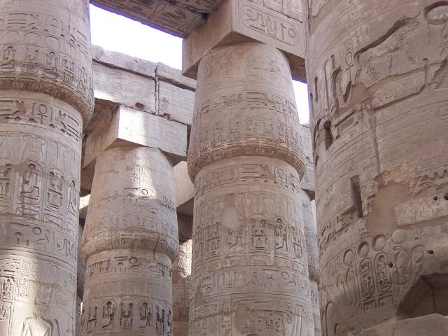 image Columnas de la sala hipóstila del Templo de Karnak, Egipto