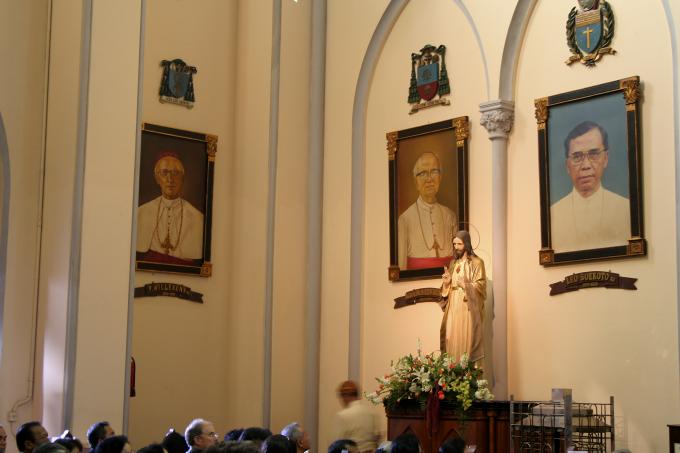 image Interior de la catedral de Jakarta, Java, Indonesia