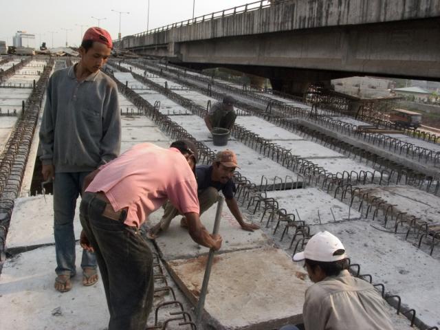 image Construyendo una autopista, Jakarta, Indonesia