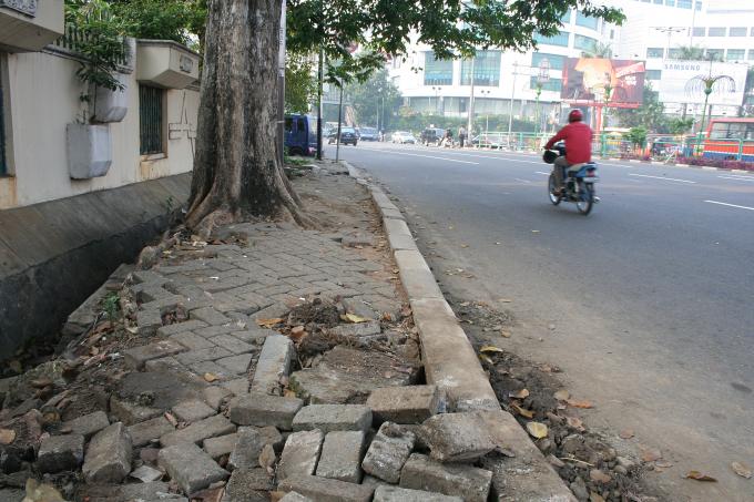 image Acera de una calle, Jakarta, Java, Indonesia