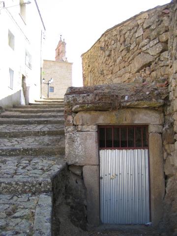 image Calle con escaleras, Fermoselle, Zamora