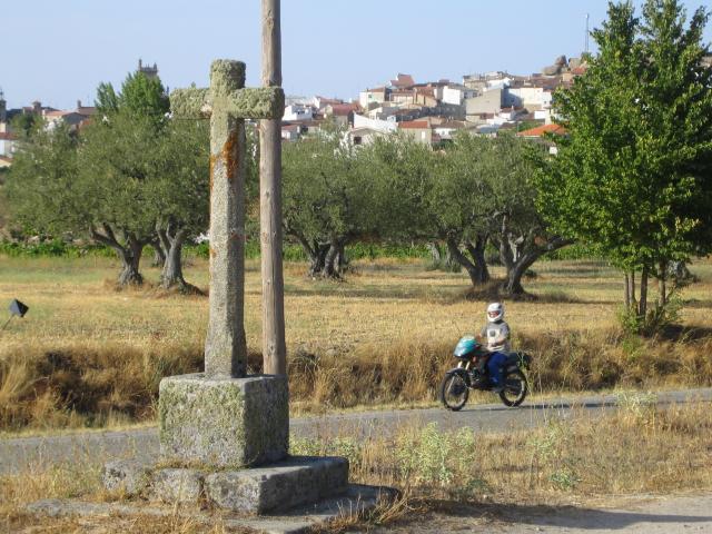 image Hombre montando en moto, Castilla y León