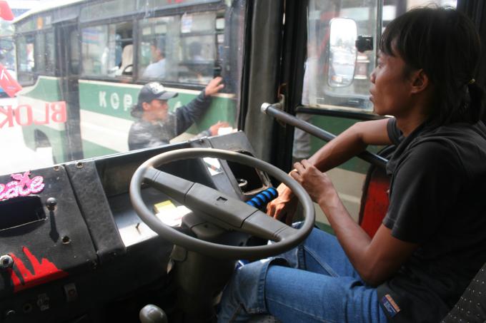 image Autobús, estación de autobuses Blok, Java, Indonesia