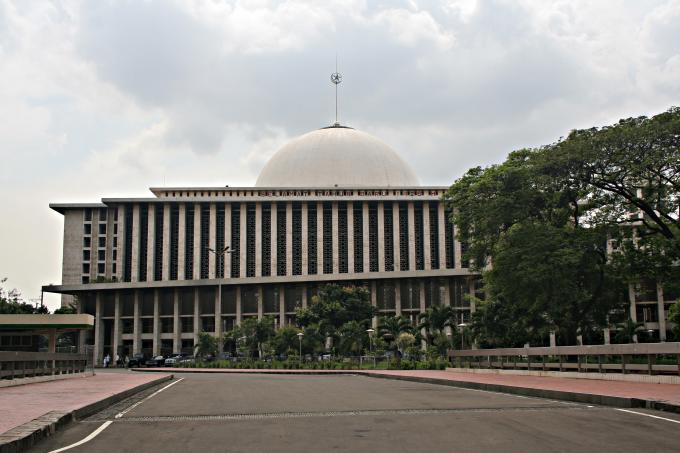 image Vista general, Mezquita de Jakarta, Indonesia