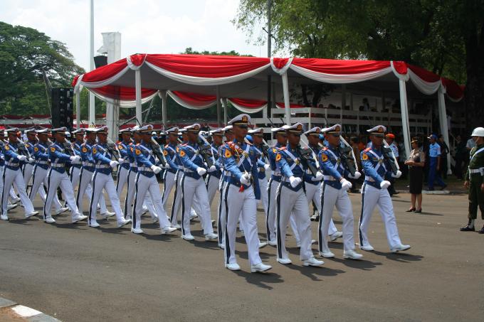 image Desfile de hombres, Jakarta, Indonesia