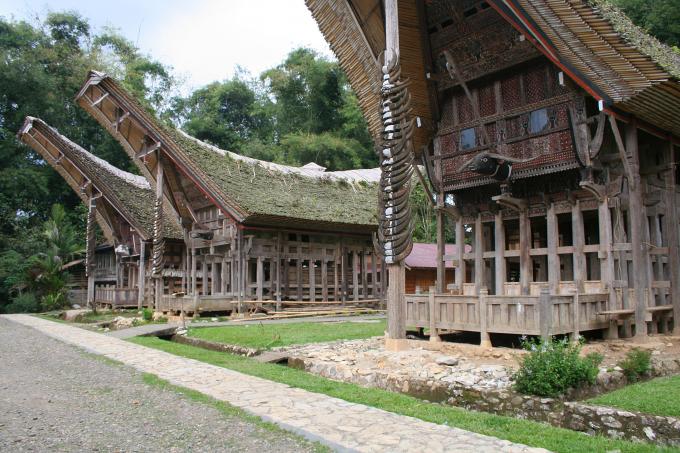image Casas tradicionales, Sulawesi, Indonesia