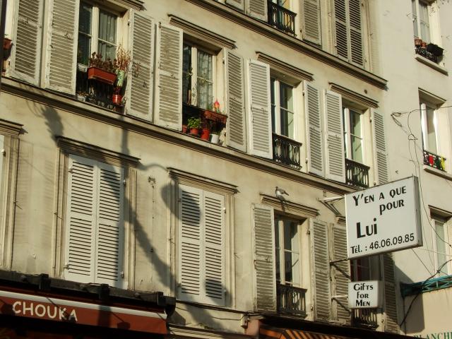 image Tienda de regalos con singular fachada, París