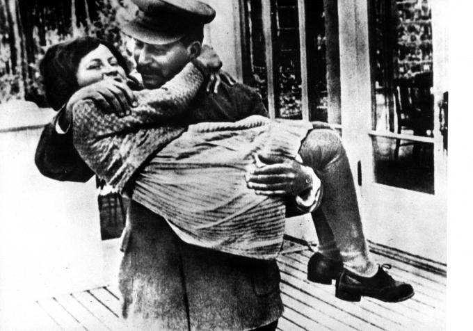 image Stalin con su hija Svetlana