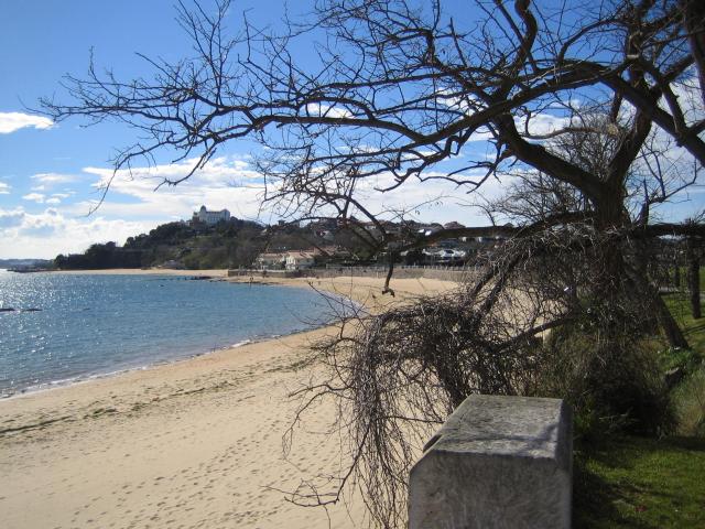image Playa de Bikinis, Santander