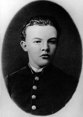 image Lenin de joven