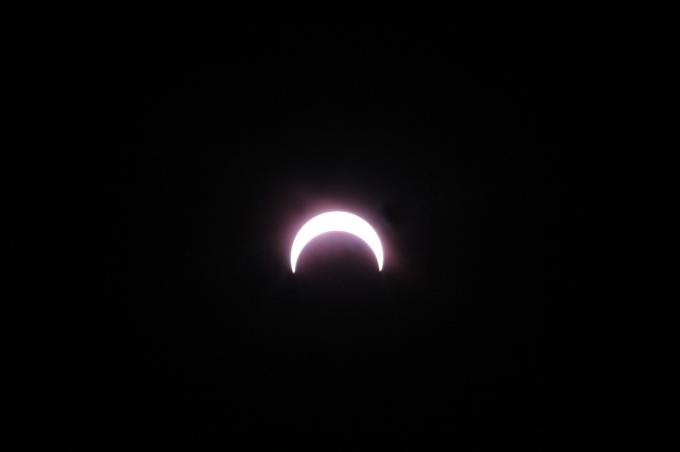 image Fin de la fase central del eclipse anular 4