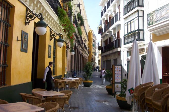 image Calle del centro de Sevilla