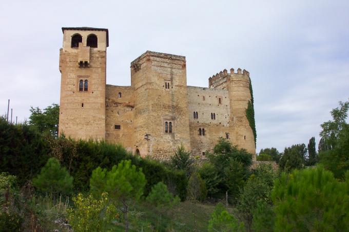 image Castillo de Castilnovo, Segovia