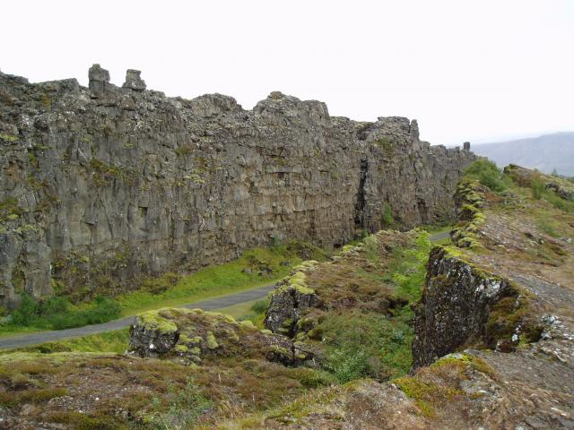 image Ruptura de placas tectónicas,  Parque Nacional de Thingvellir, Islandia