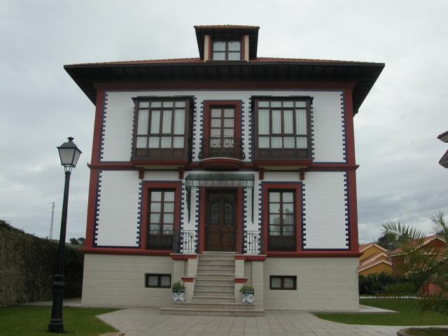 image Casa de Indiano, Llanes, Asturias