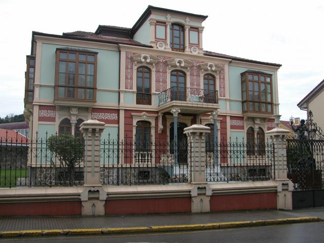 image Casa de Indiano, Llanes, Asturias