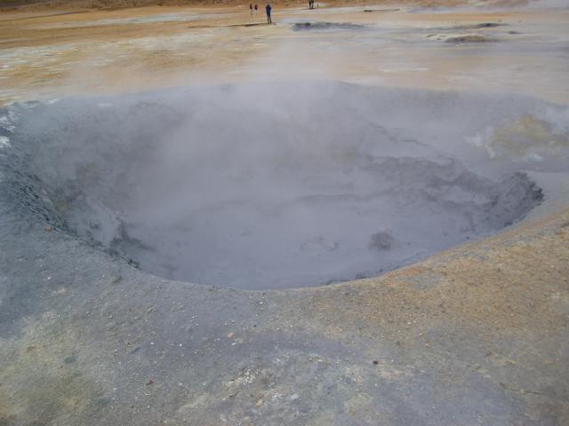 image Pozas de lodo en Hveravellir, Islandia