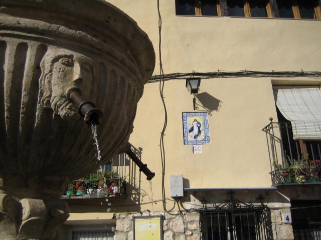 image Detalle de la Fuente de los Cuatro Caños, Pastrana, Guadalajara