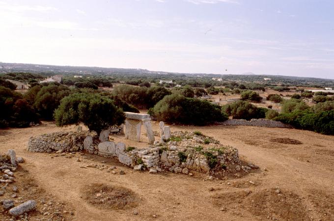 image Taula de Talatí de Dalt, Mahón, Menorca, Islas Baleares