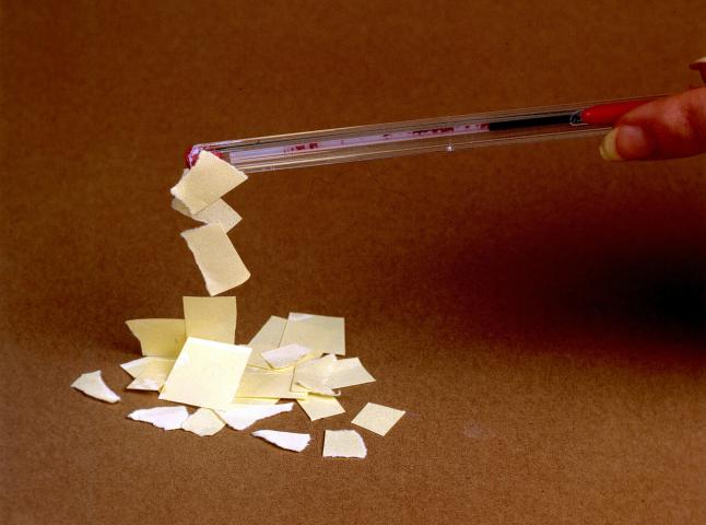 image magnetismo electrostático