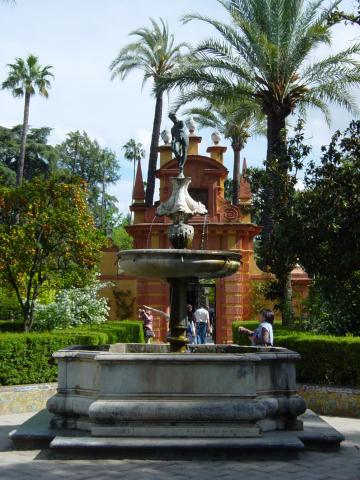 image Fuente del Jardín de las Damas, Real Alcázar de Sevilla