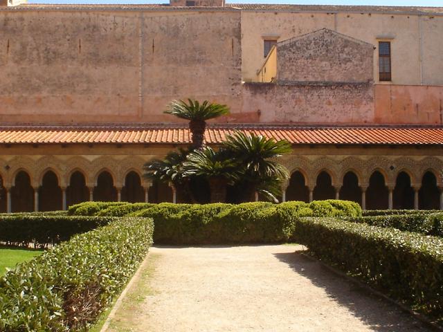 image Claustro de la Abadía de Monreale, Sicilia