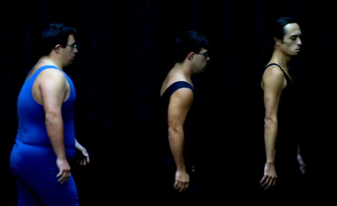 image Bailarines del Psico Ballet Maite León ensayando