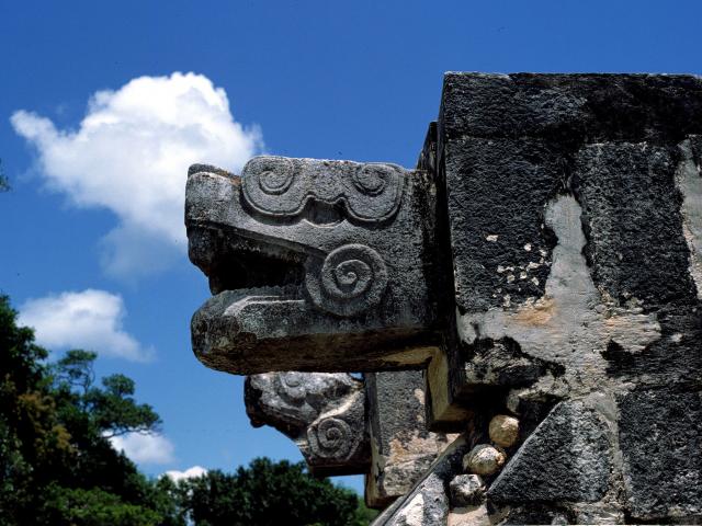 image Arte maya, Chichén Itzá, México